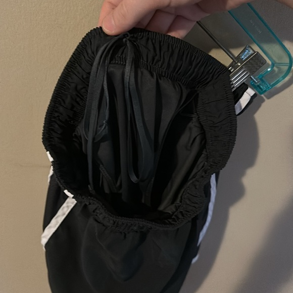 Women’s Nike Shorts - Picture 4 of 5